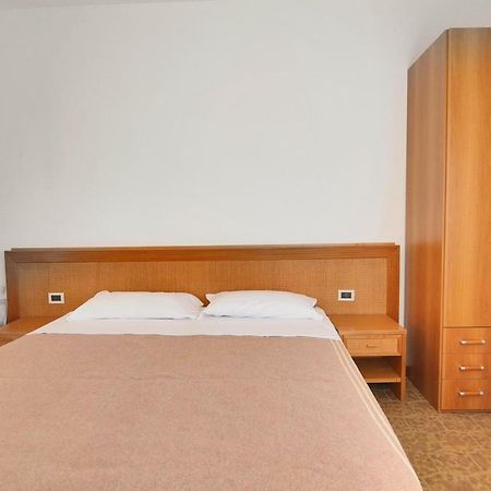 Venus Best Price Caorle Esterno foto