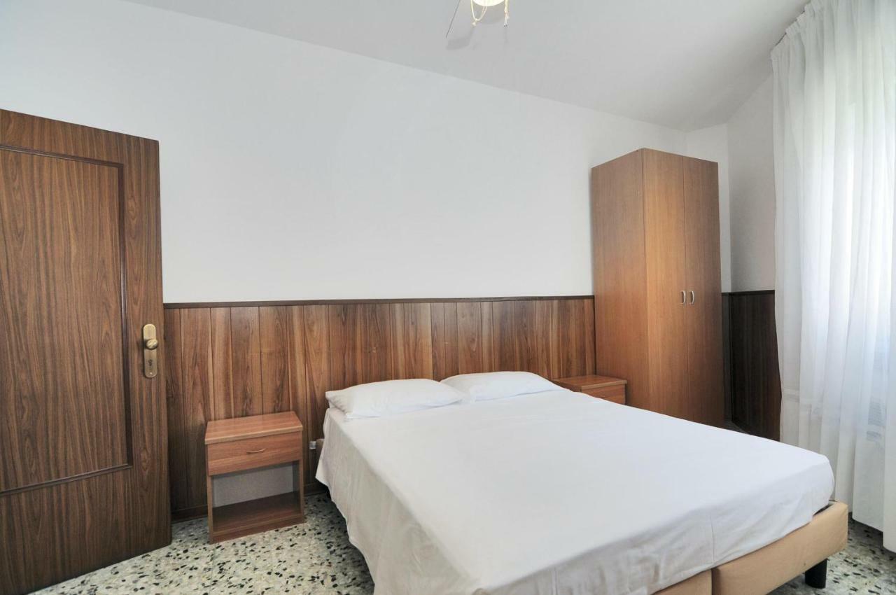 Venus Best Price Caorle Esterno foto