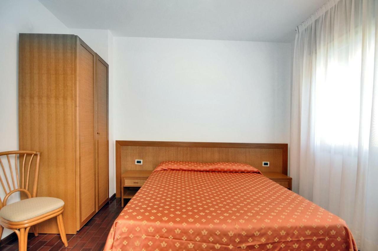 Venus Best Price Caorle Esterno foto