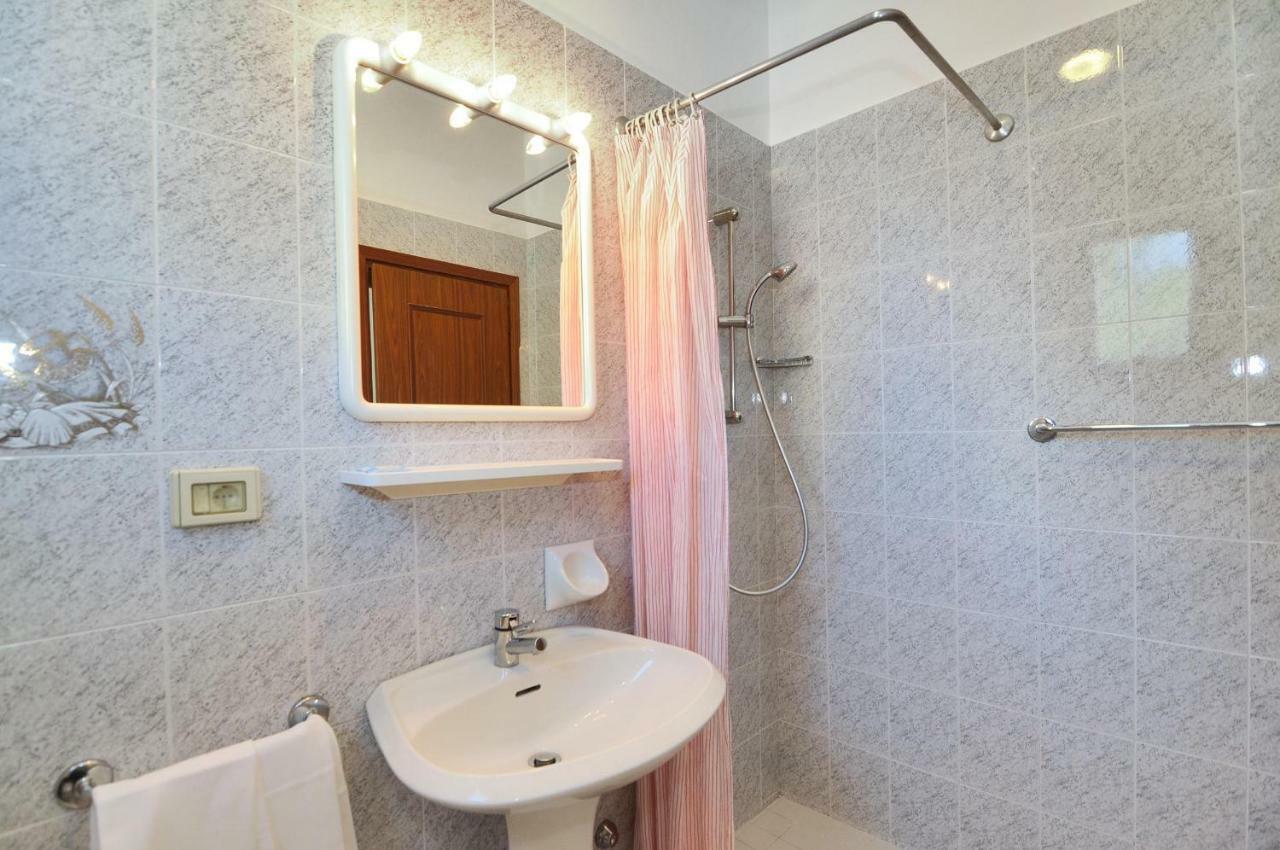 Venus Best Price Caorle Esterno foto