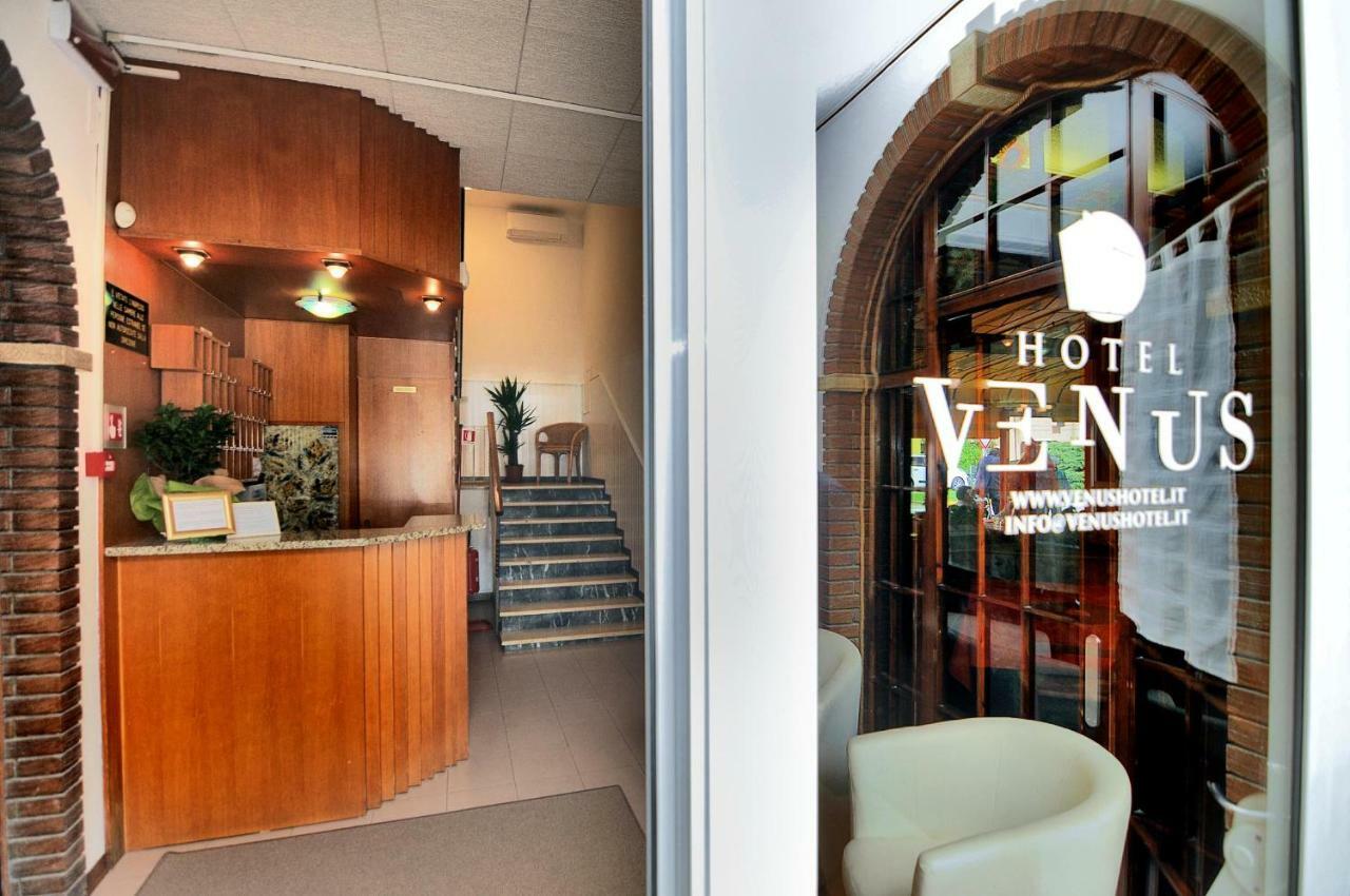 Venus Best Price Caorle Esterno foto
