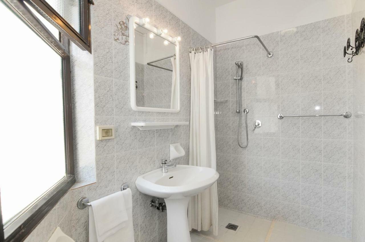 Venus Best Price Caorle Esterno foto