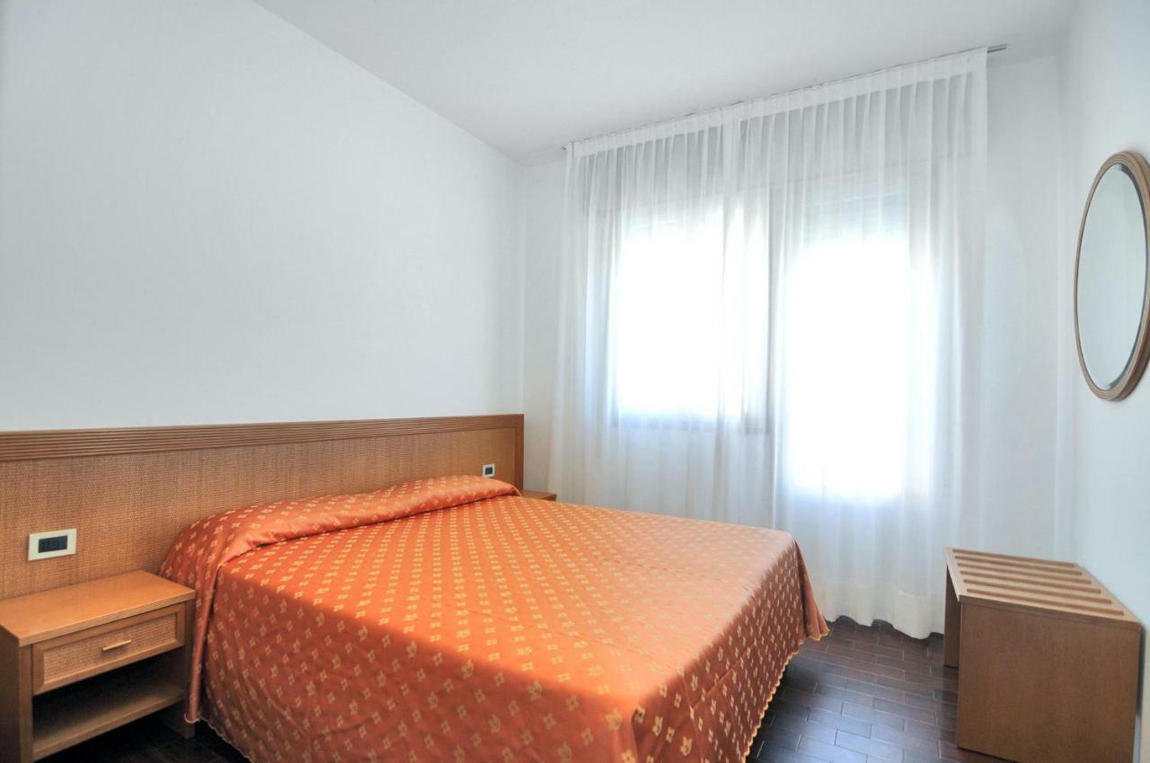 Venus Best Price Caorle Esterno foto
