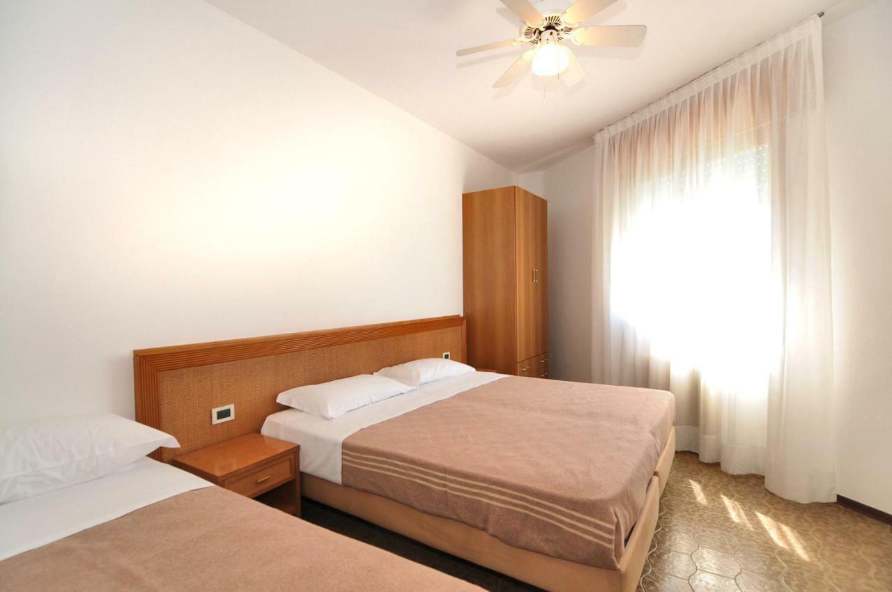 Venus Best Price Caorle Esterno foto
